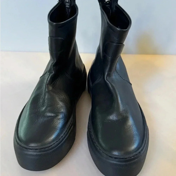 AGL Leather  Meghan Platform Sneaker Bootie Size Women’s 6/36 Made It Italy - Picture 6 of 7